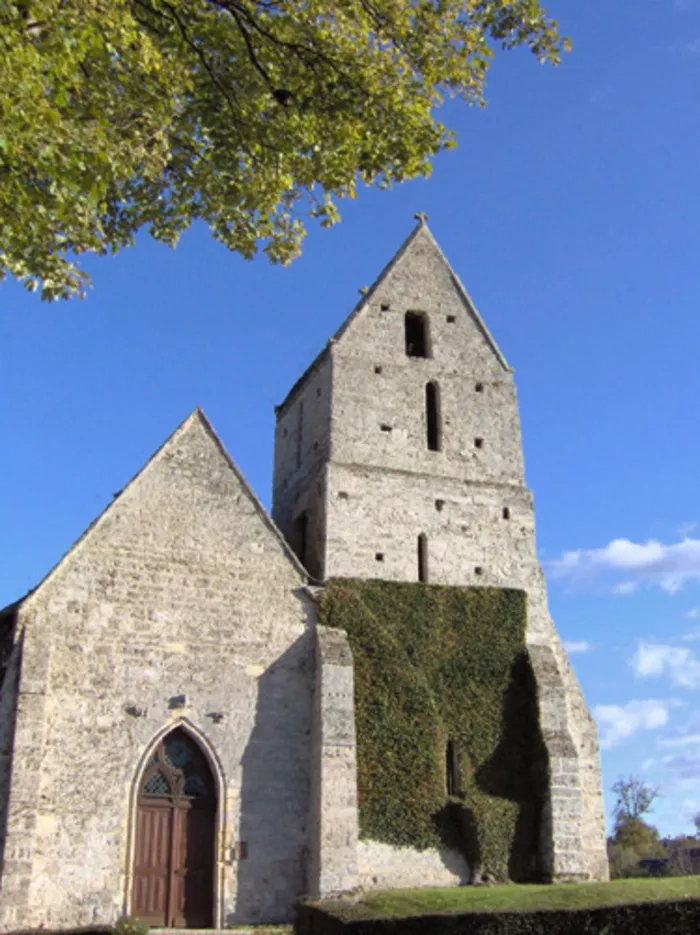 Image qui illustre: Visite libre de l'église à Cricquebœuf - 0