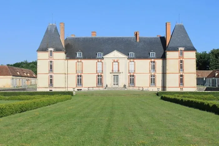 Image qui illustre: Découvrez un château pittoresque