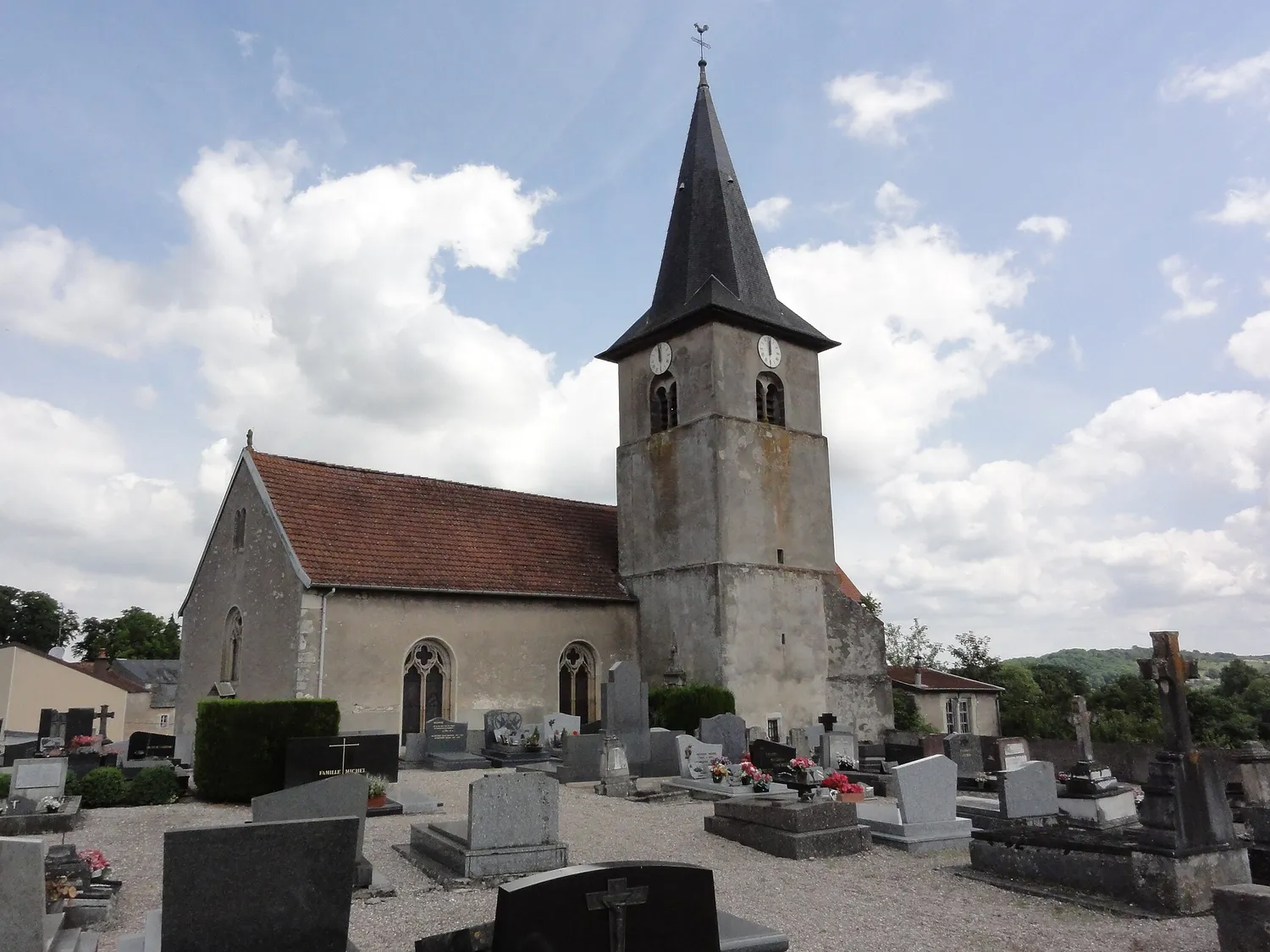 Image qui illustre: Eglise Saint-Pierre à Neuviller-sur-Moselle - 0
