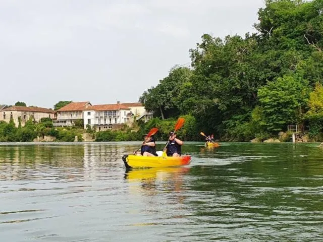 Image qui illustre: Location de Canoë/Kayak au lac d'Arjuzanx (40)