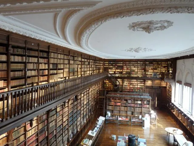 Image qui illustre: Bibliothèque Patrimoniale Et De Recherche Du Grand Cahors