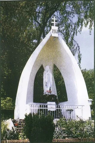 Image qui illustre: Statue De La Vierge à Grosbliederstroff - 0