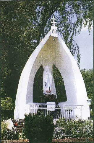 Image qui illustre: Statue De La Vierge