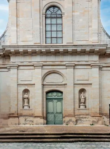 Image qui illustre: Eglise Notre-dame-de-la-platé