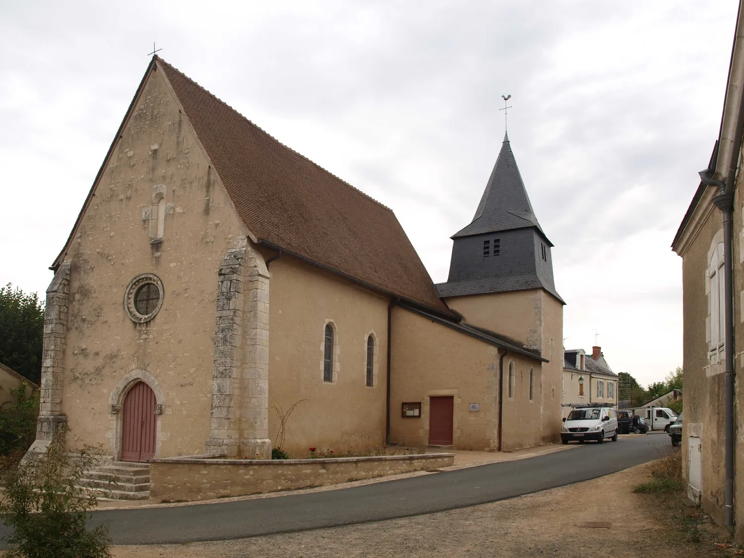 Image qui illustre: Eglise Saint-martin D'arthon à Arthon - 1