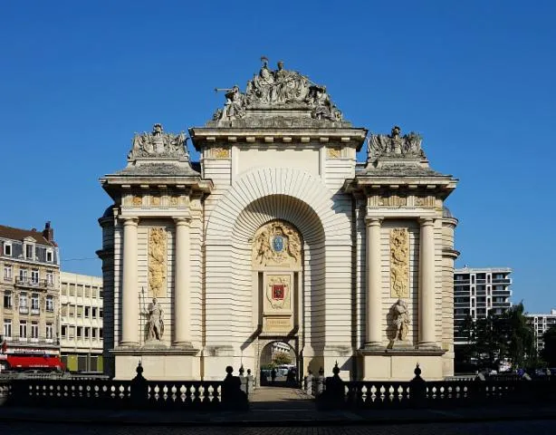 Image qui illustre: Porte De Paris