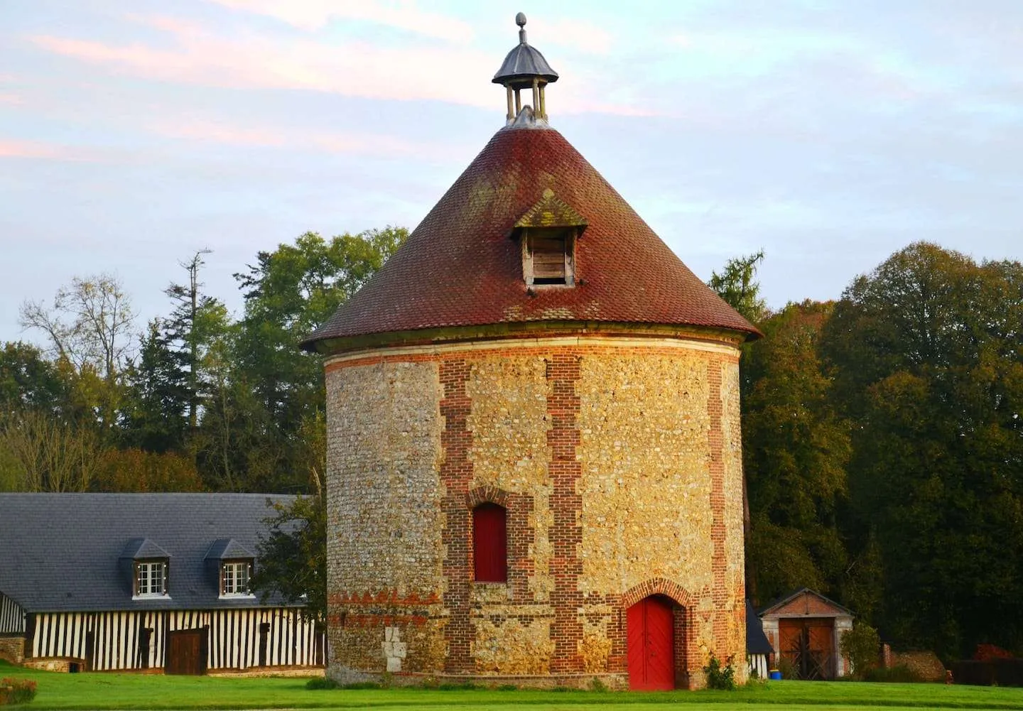 Image qui illustre: Château de Saint-Gervais