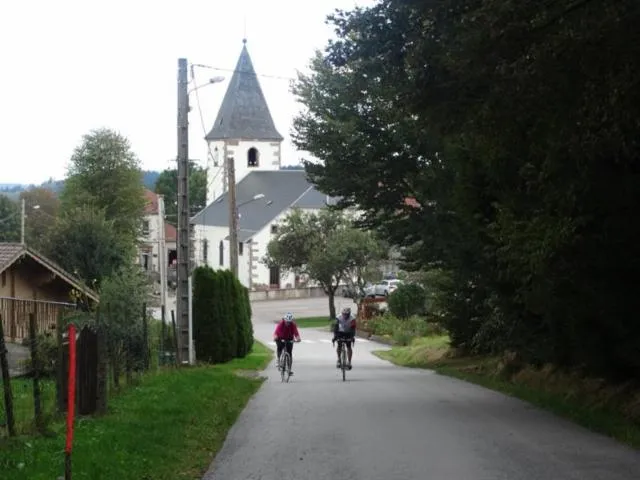 Image qui illustre: Les Montées Du Haut Du Tot - Cyclotourisme