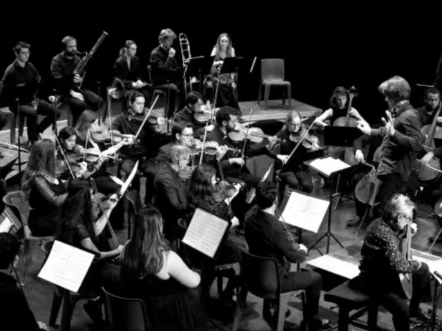 Image qui illustre: Sur - ’orchestre Symphonique Aix-marseille Université & Du Conservatoire Pierre Barbizet Dirigé Par Sébastien Boin