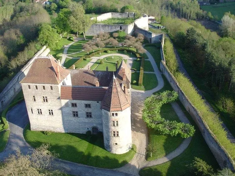 Image qui illustre: Château de Septème à Septème - 1