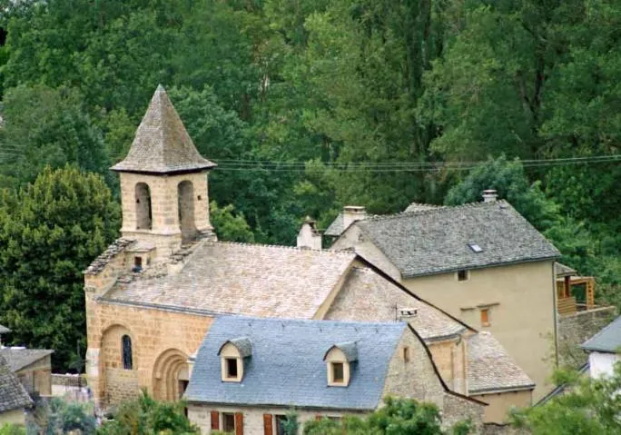Image qui illustre: Eglise Saint-hippolyte
