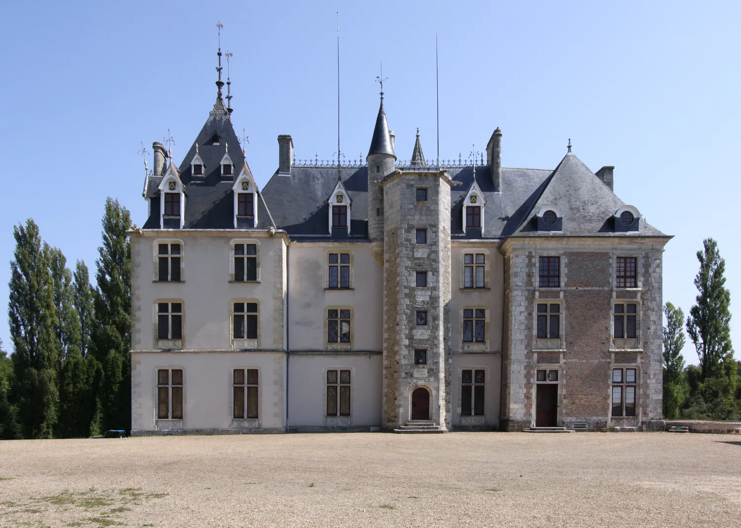Image qui illustre: Château De Maupas à Morogues - 0