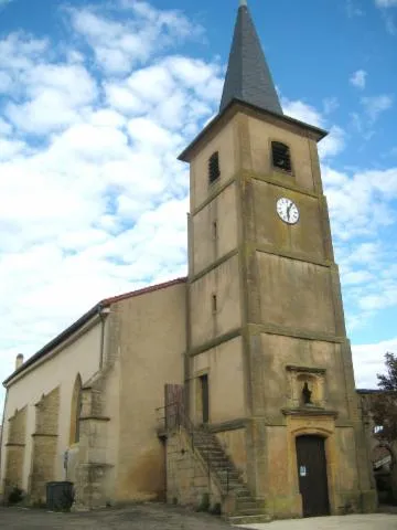 Image qui illustre: Eglise Saint Martin De Hatrize