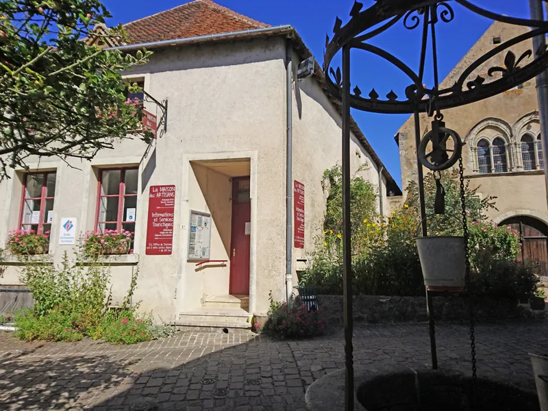 Image qui illustre: Bureau D'information De Mennetou-sur-cher Et Maison Des Artisans à Mennetou-sur-Cher - 1