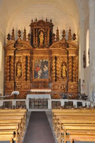 Image qui illustre: Venez découvrir l'église Saint-Léger et son retable !