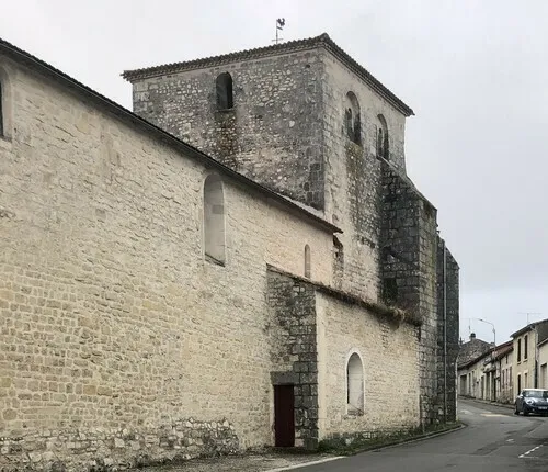 Image qui illustre: Déambulation dans le bourg de Brie à Brie - 0