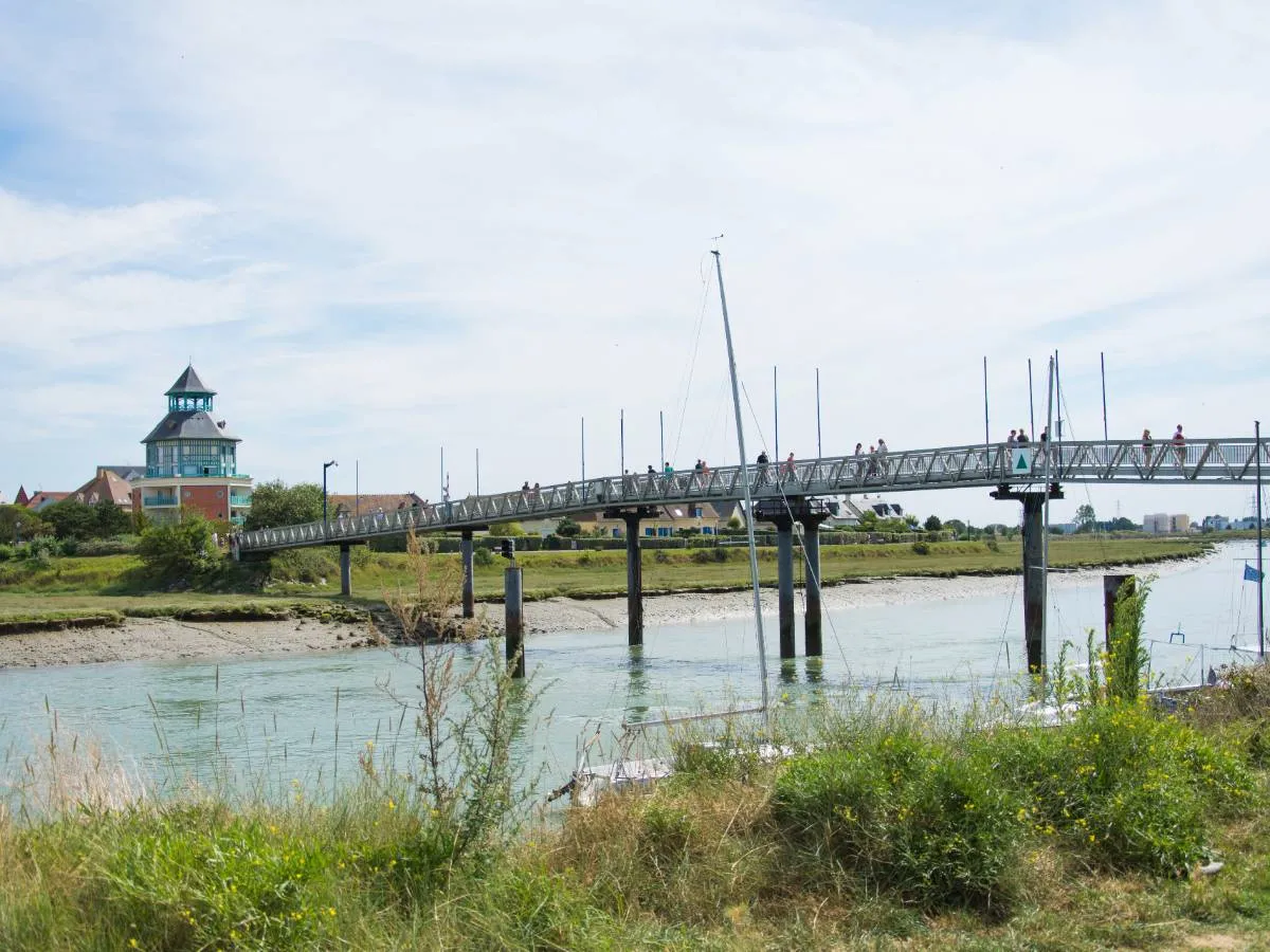 Image qui illustre: L'estuaire De La Dives à Cabourg - 1