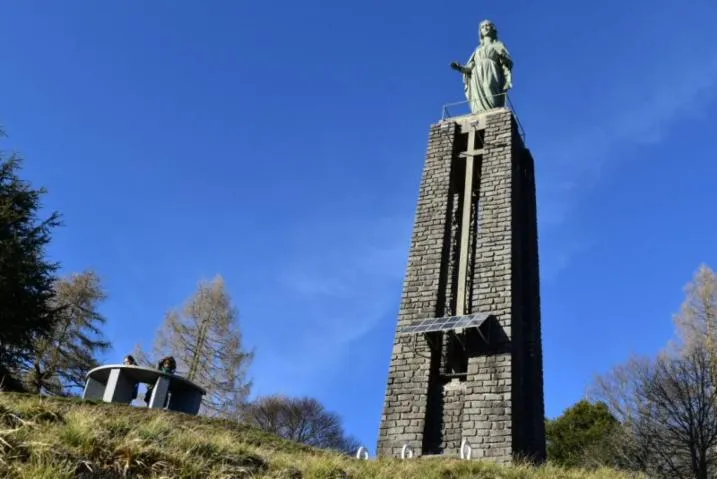 Image qui illustre: Notre-Dame de la Paix Cornimont