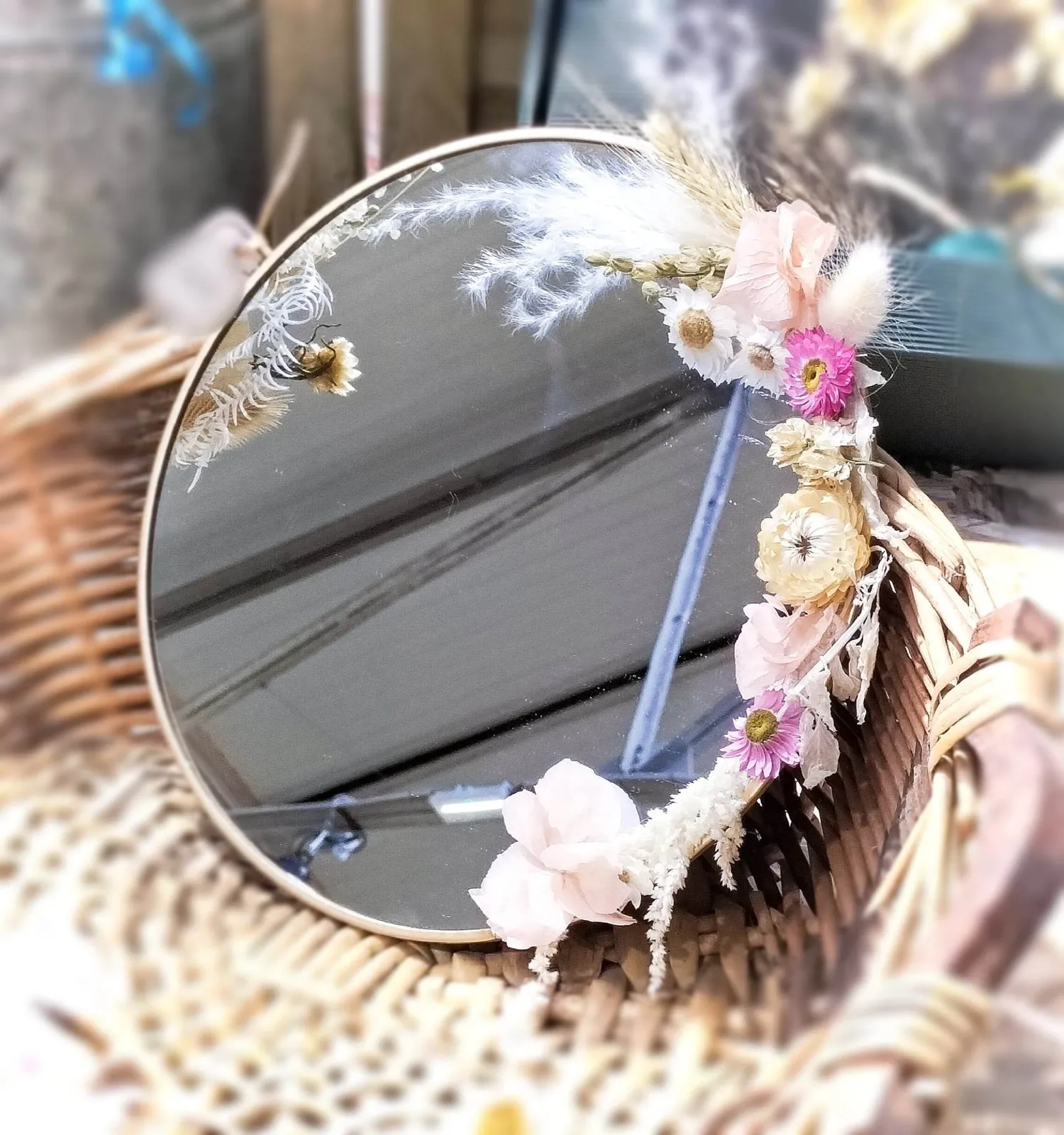 Image qui illustre: Créez votre miroir en fleurs séchées à Toul - 0
