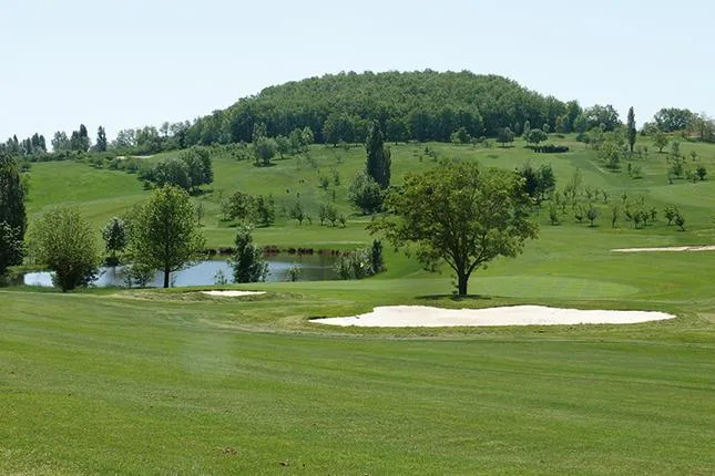 Image qui illustre: Villeneuve-sur-lot Golf & Country Club