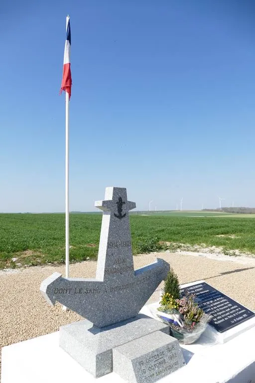 Image qui illustre: Route De La Ligne Maginot Aquatique - Mémorial Des Marsouins à Holving - 0