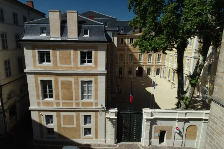 Image qui illustre: Journées Européennes Du Patrimoine : Visite Et Exposition À La Préfecture Du Lot