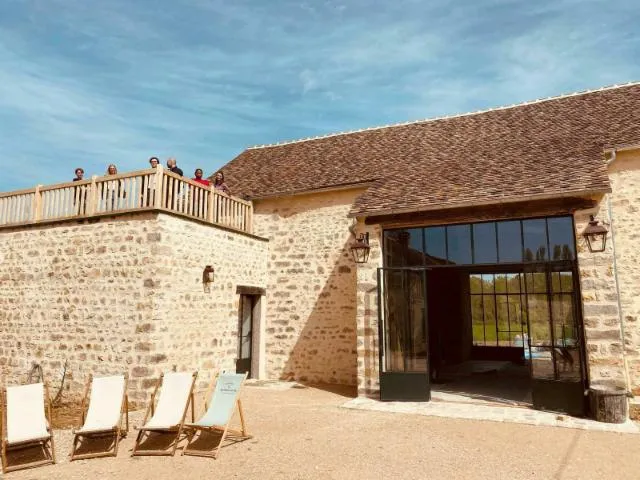 Image qui illustre: Visite guidées de la ferme La Fontaine du Dy