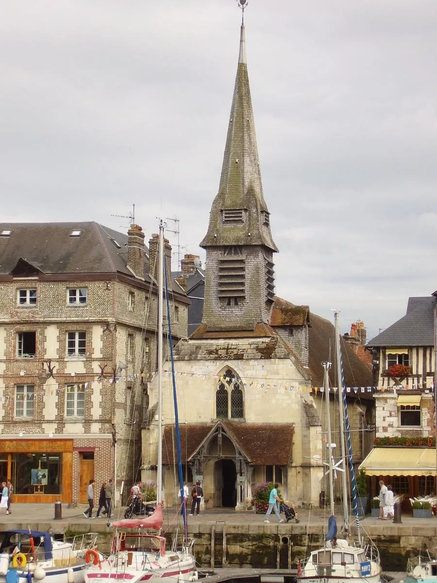 Image qui illustre: L'ancienne église Saint-Etienne