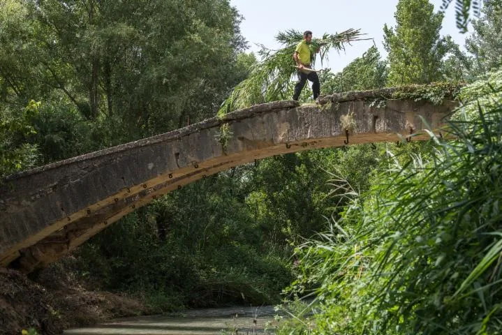 Image qui illustre: VISITE AU PONT DE LA CANAÙ