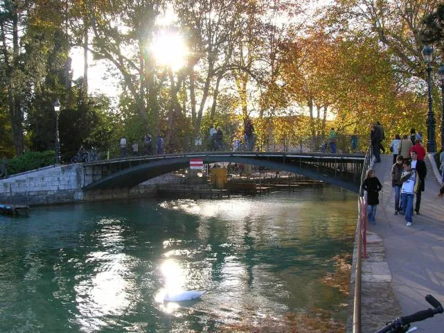 Image qui illustre: Pont des amours