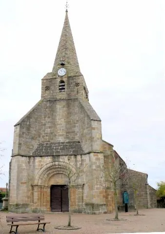 Image qui illustre: Eglise Saint-Pierre - Gipcy