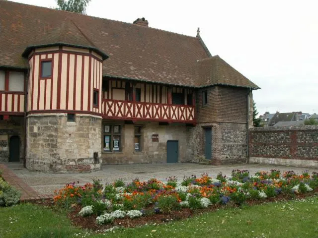 Image qui illustre: Musée du Prieuré