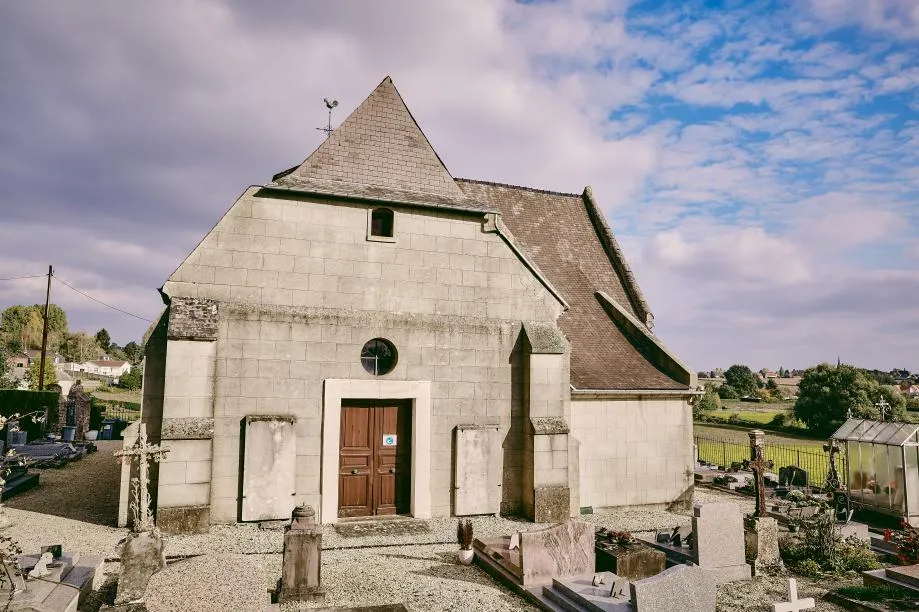 Image qui illustre: Eglise Notre-dame De Commenchon à Commenchon - 0