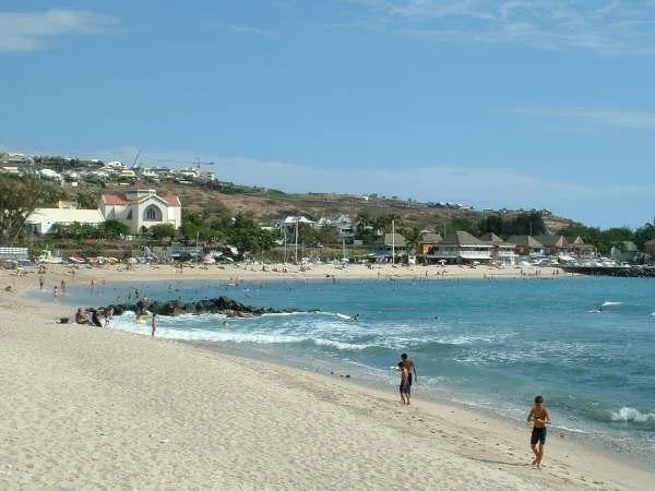 Image qui illustre: Plage Des Roches Noires