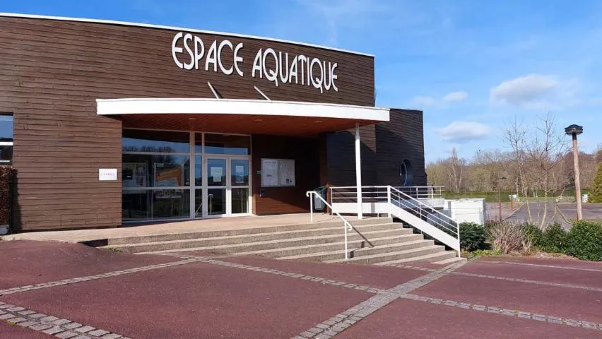 Image qui illustre: Espace Aquatique De Condé-en-normandie
