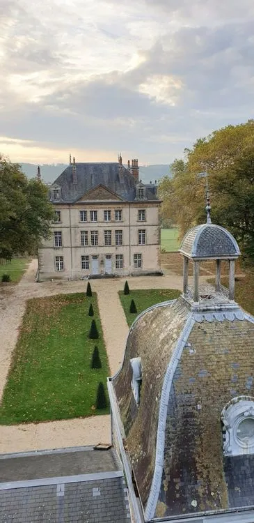 Image qui illustre: Château de Crépol à Crépol - 0
