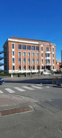 Image qui illustre: Grands bureaux des établissements Escaut-et-Meuse