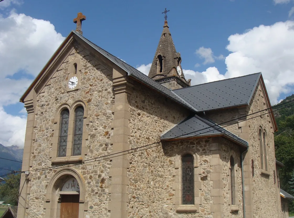 Image qui illustre: Eglise des Angelas - Saint-Jacques et Saint-Philippe à Valbonnais - 0