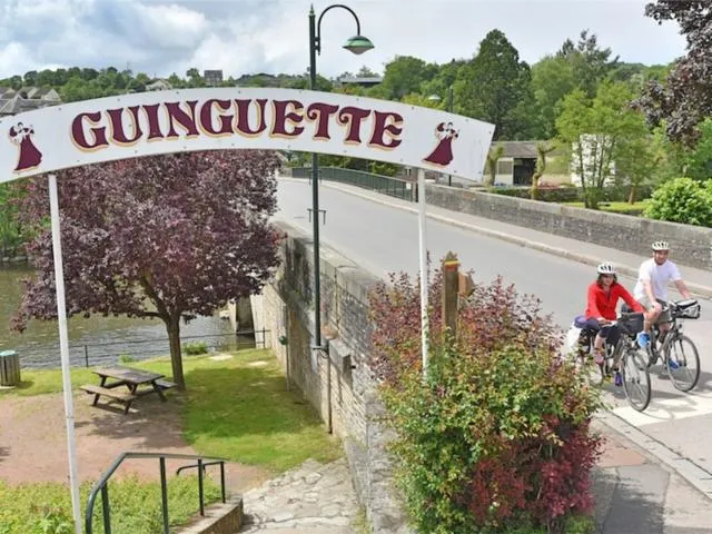 Image qui illustre: Vélo Francette : De Thury-harcourt À Pont-D'ouilly