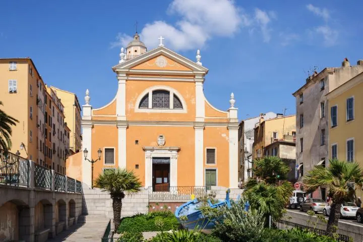 Image qui illustre: La Cathédrale Notre Dame de l'Assomption