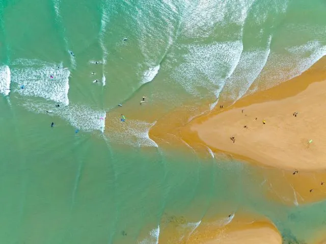 Image qui illustre: Plage de Gatseau