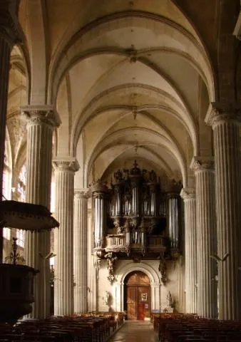 Image qui illustre: Architecture Remarquable - Abbaye Benedictine