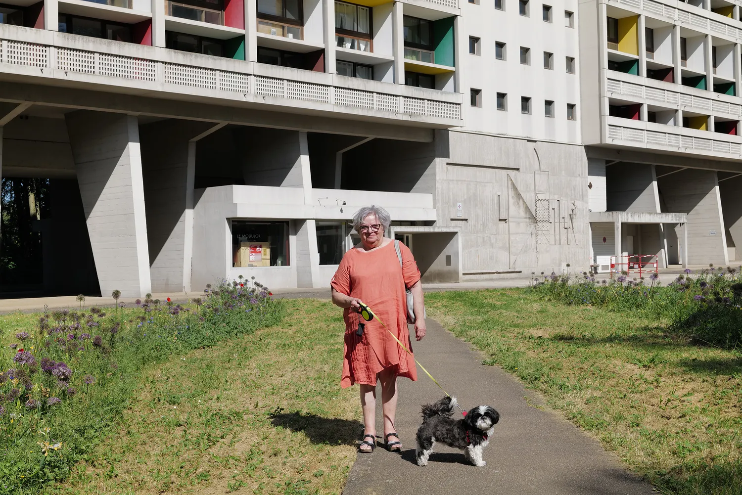 Image qui illustre: Découvrez l'exposition Le Règne Amical dans un bâtiment conçu par Le Corbusier à Val de Briey - 0