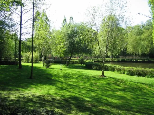 Image qui illustre: Parc Écologique De Senlis