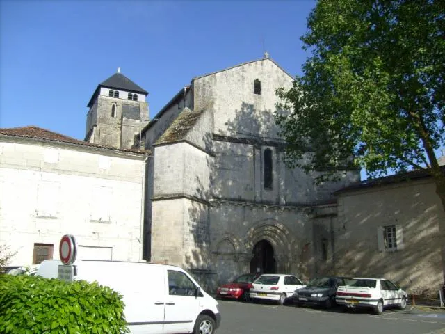 Image qui illustre: Eglise Saint-Pallais de Saintes