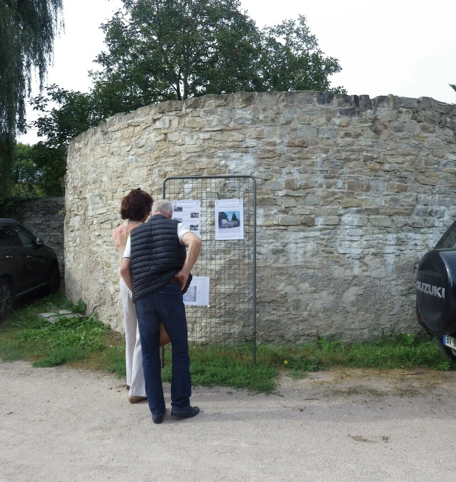 Image qui illustre: Participez à un jeu de piste allant à la découverte de monuments à Rosières-aux-Salines - 0