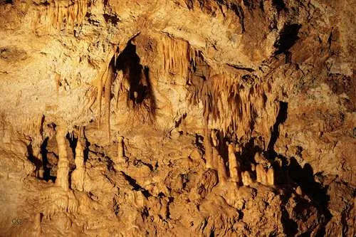 Image qui illustre: Grotte De Lastournelle à Sainte-Colombe-de-Villeneuve - 0