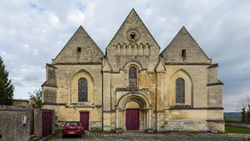 Image qui illustre: Eglise Saint-sauveur De Coucy