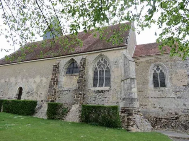 Image qui illustre: Église Saint-andré De Frétigny