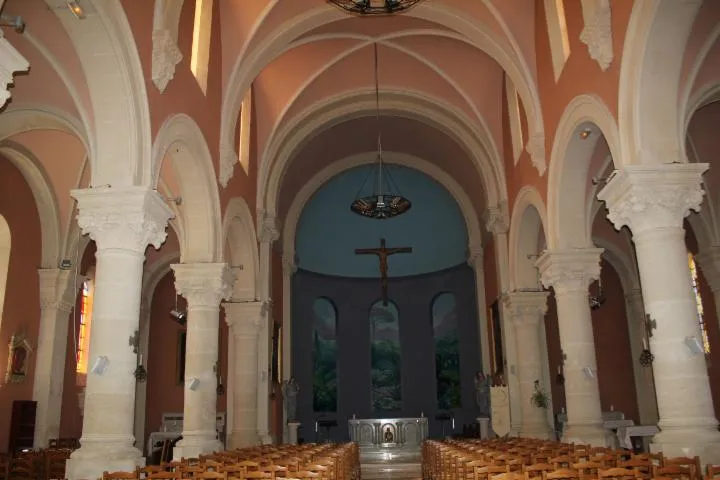 Image qui illustre: Eglise Paroissiale Saint-pierre-es-liens
